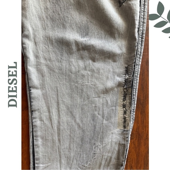 Diesel Men’s Retro Ombre D-REEFT-SP1-NE Distressed Skinny Jeans Black Size 40 - Picture 7 of 9